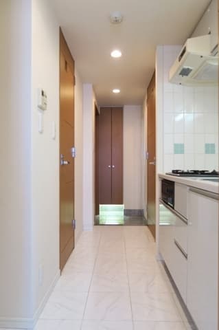 Room image 11