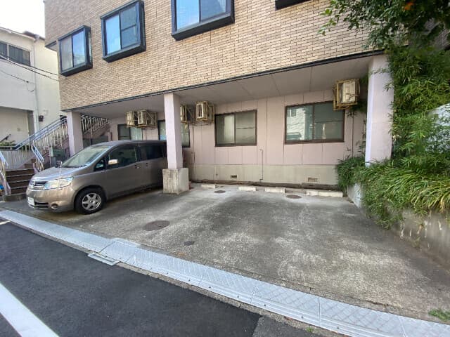 Room image 14