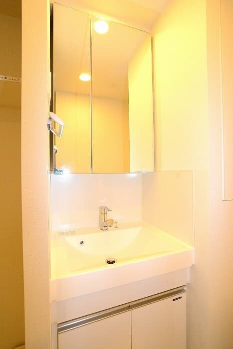 Room image 9