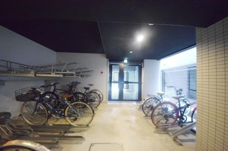 Room image 12