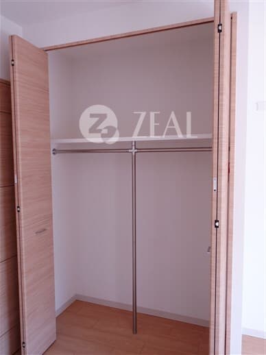 Room image 13