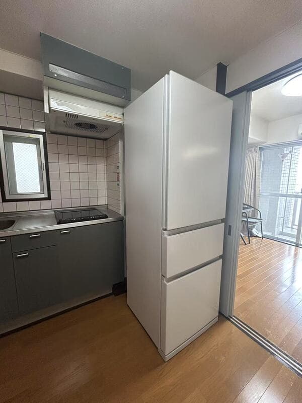 Room image 8
