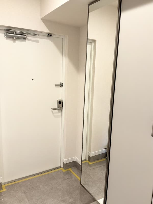 Room image 11