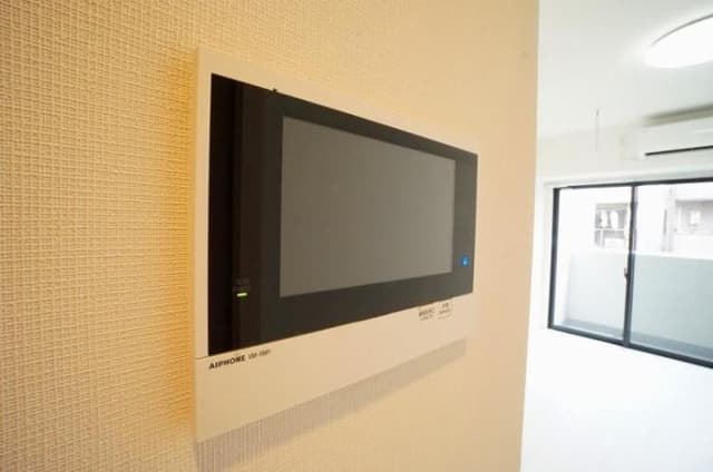 Room image 12