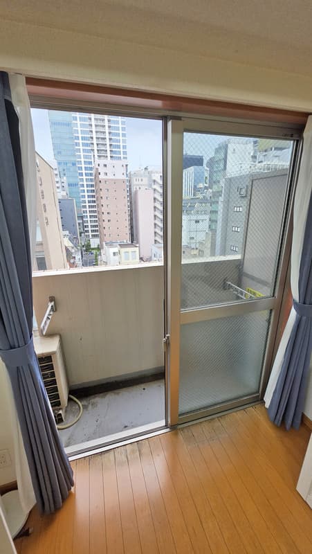 Room image 12