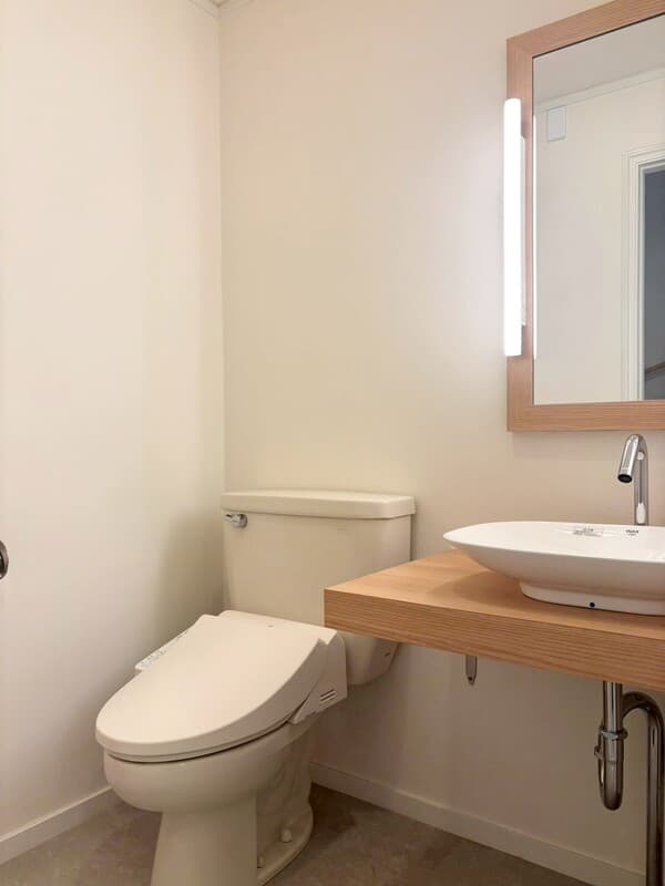Room image 11