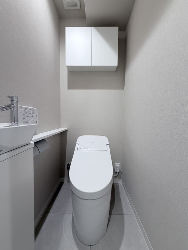 Room image 8