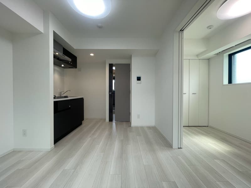 Room image 11