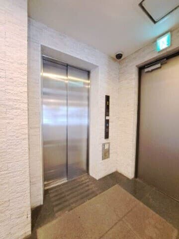 Room image 10
