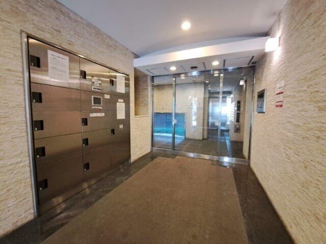 Room image 12
