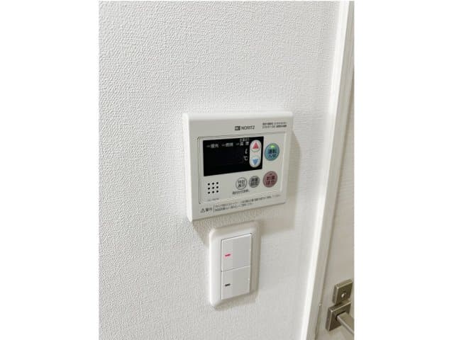 Room image 15