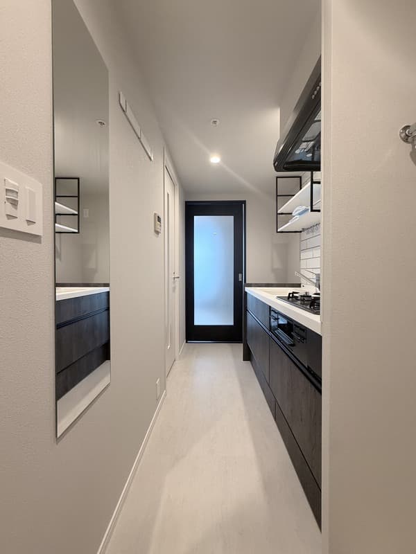 Room image 12