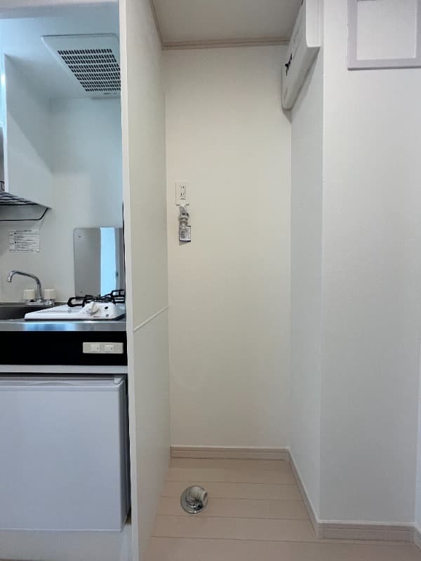 Room image 15