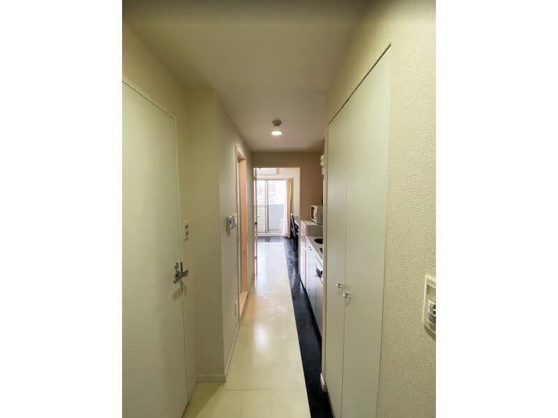 Room image 11