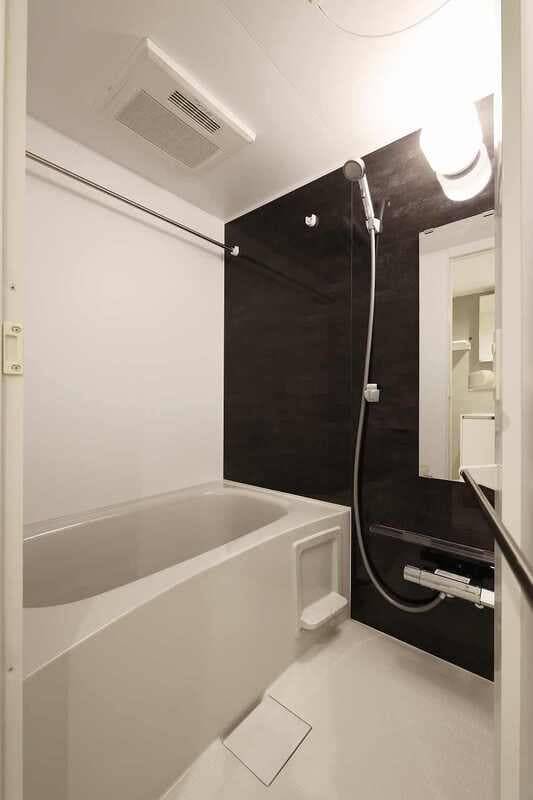 Room image 12