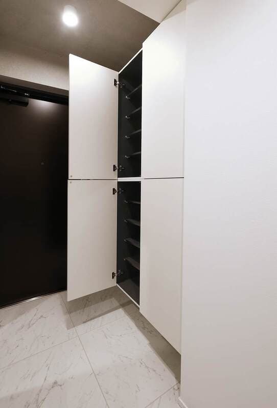 Room image 13