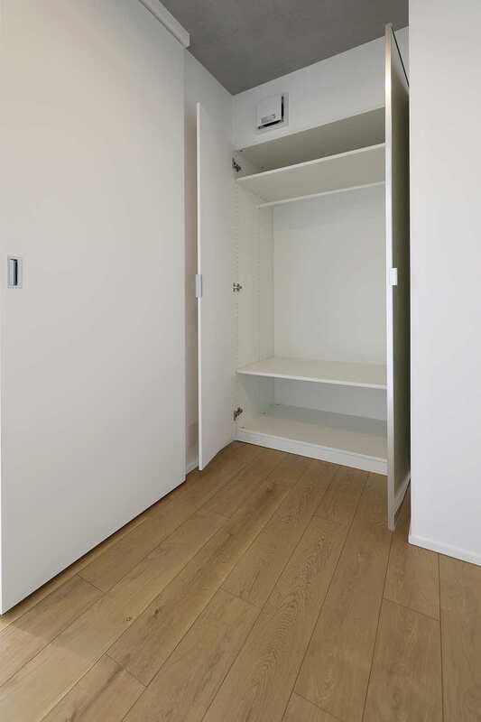 Room image 16