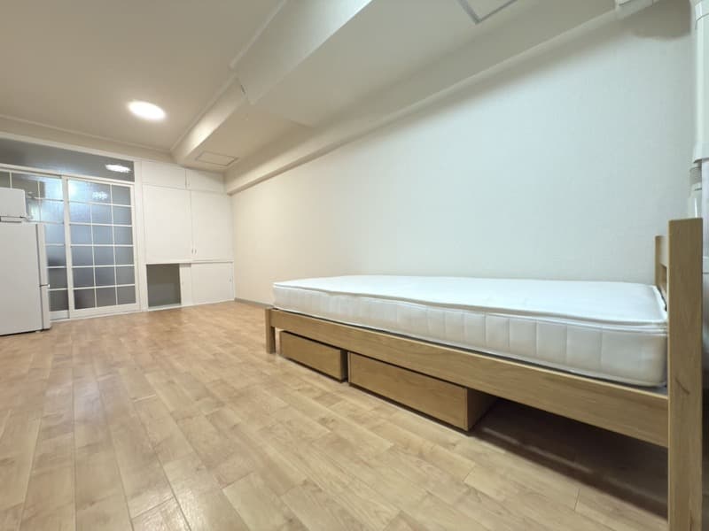 Room image 9