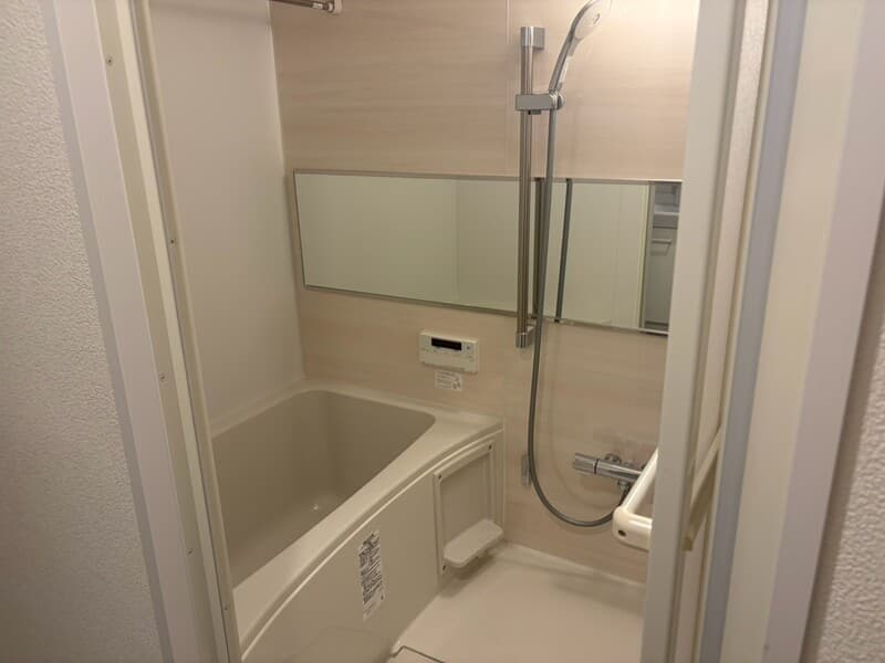 Room image 11