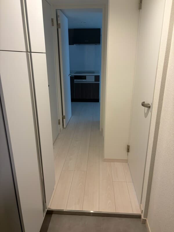 Room image 13