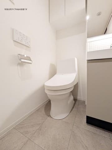 Room image 8