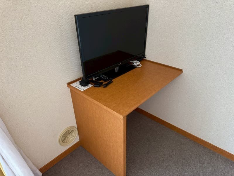 Room image 8