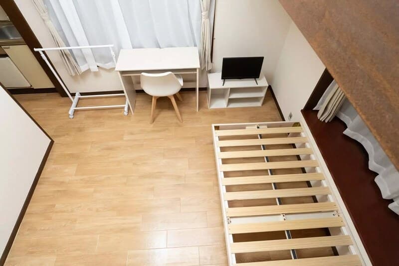 Room image 9