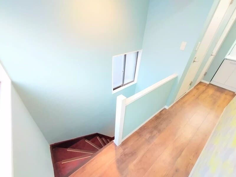 Room image 16