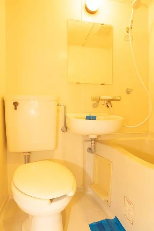 Room image 12