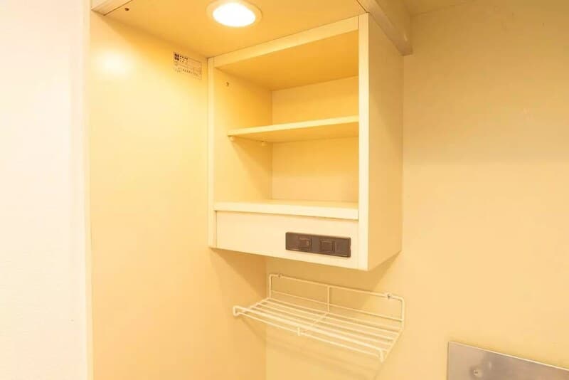 Room image 15