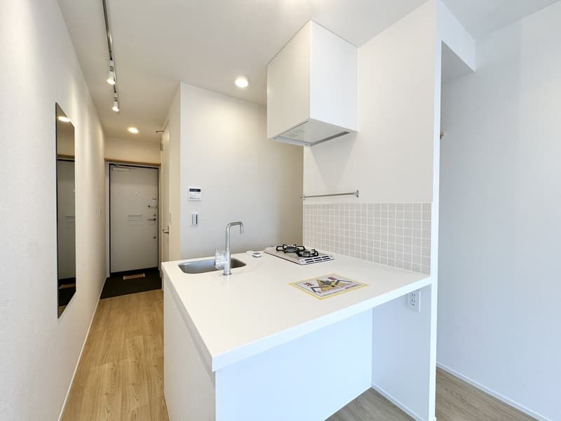 Room image 12