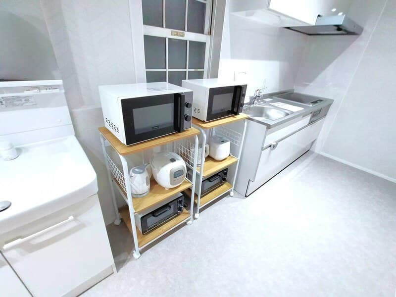 Room image 8