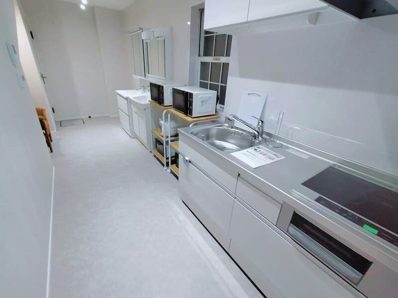 Room image 9