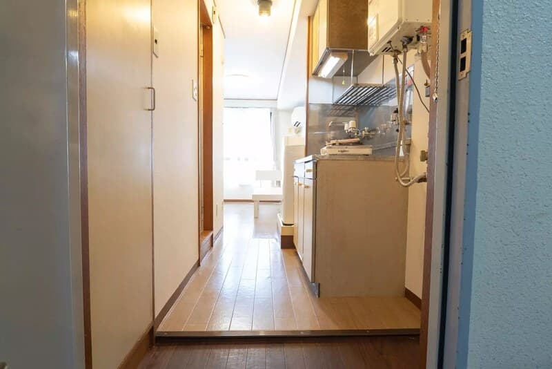 Room image 11