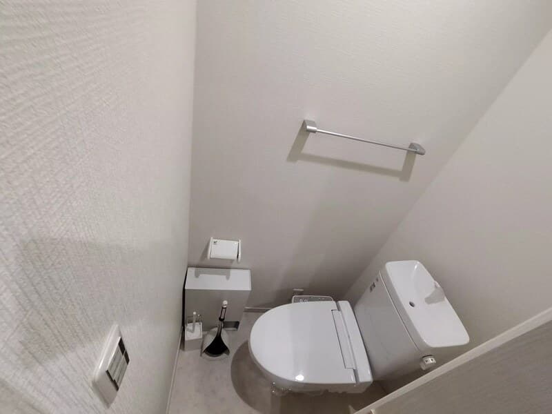 Room image 11