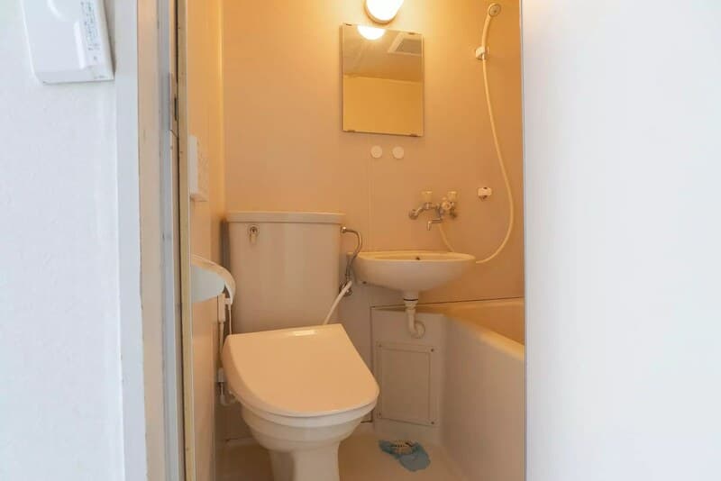 Room image 14