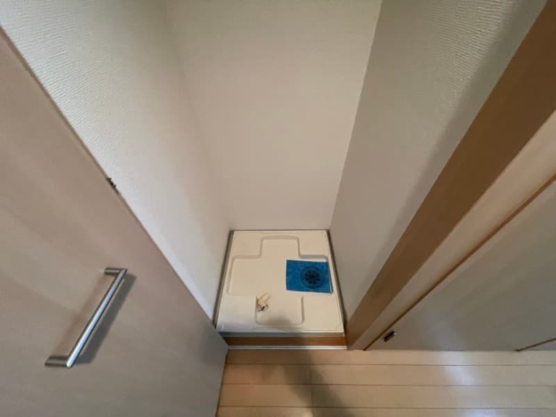 Room image 16