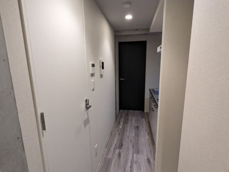 Room image 11
