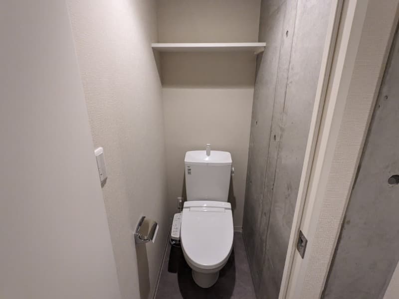 Room image 15
