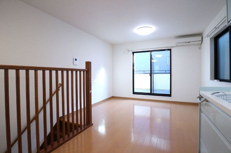 Room image 12
