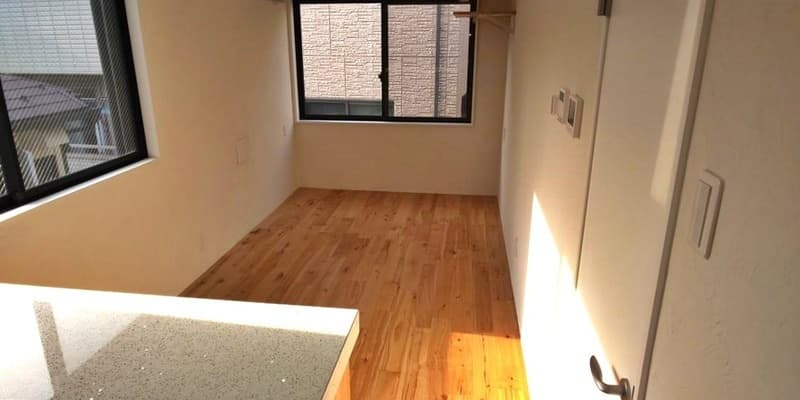 Room image 12