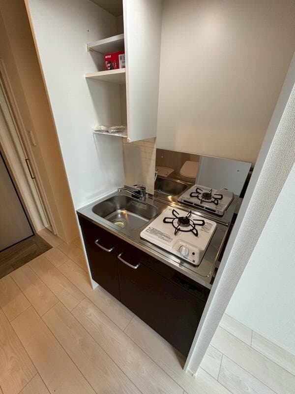 Room image 10