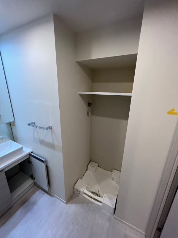 Room image 15