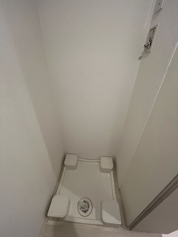 Room image 15