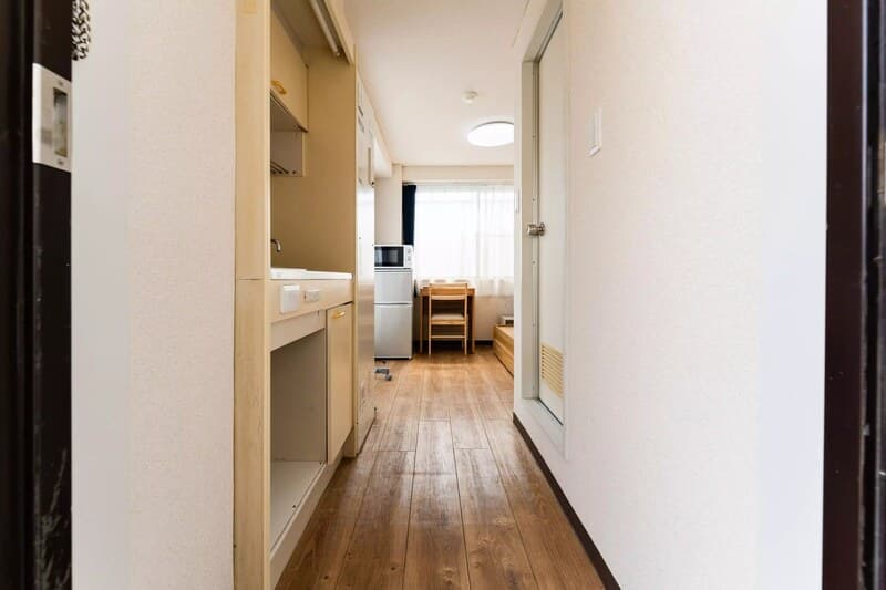Room image 15