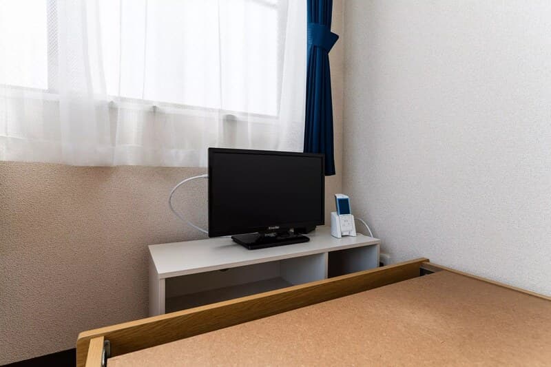 Room image 8