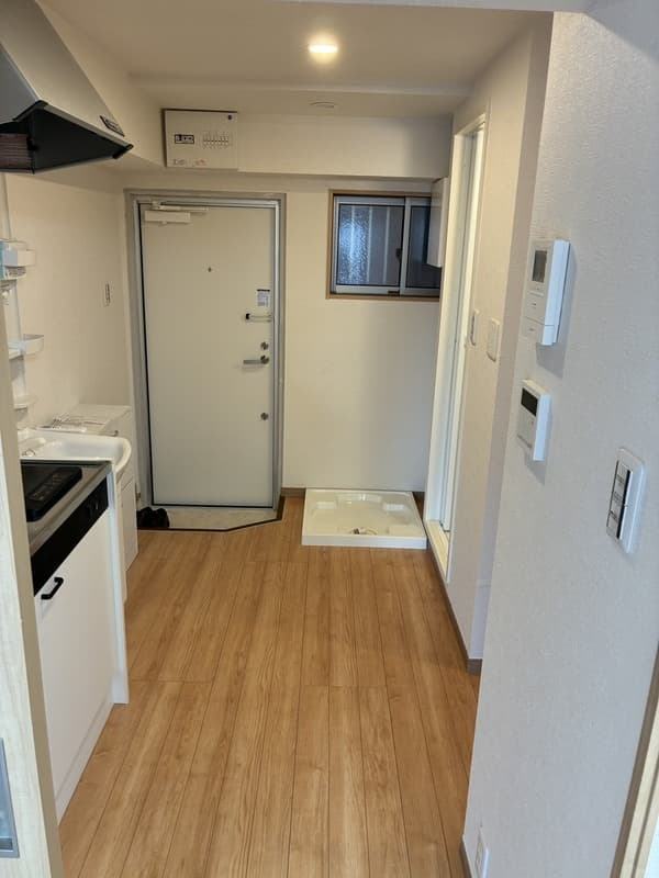 Room image 13