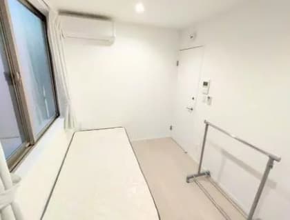 Room image 13