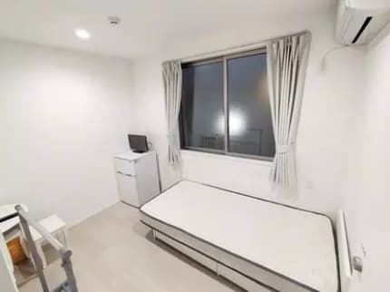 Room image 14