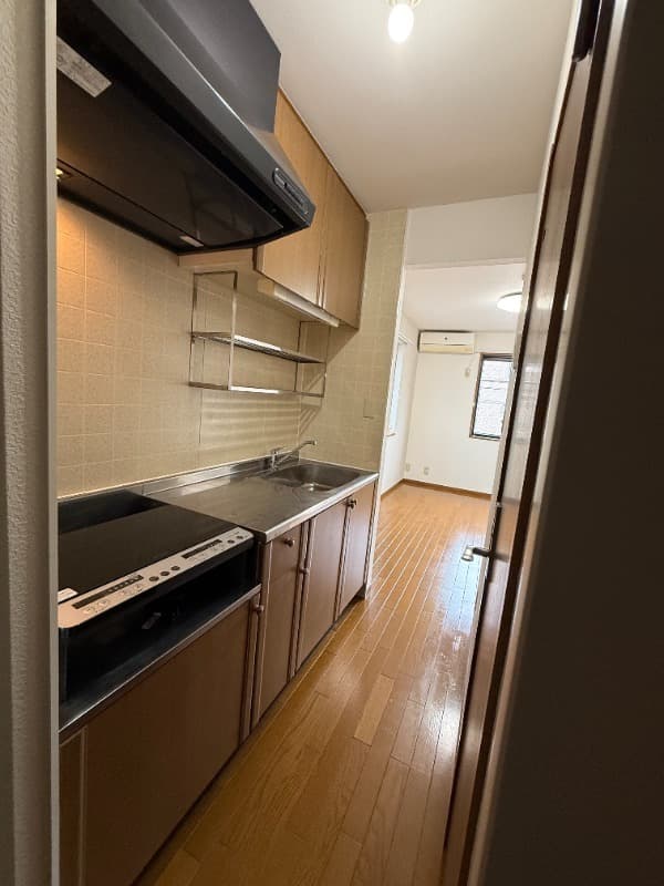 Room image 9